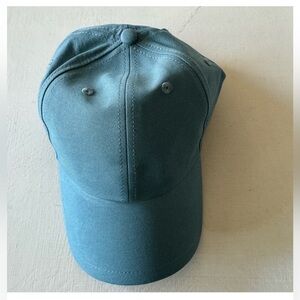 NWT vineyard vines On-The-Go Canvas Baseball Hat in Mallard Blue